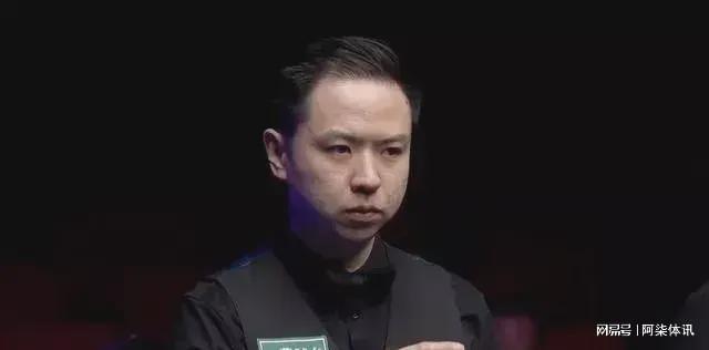 限制了其发 限制了其发