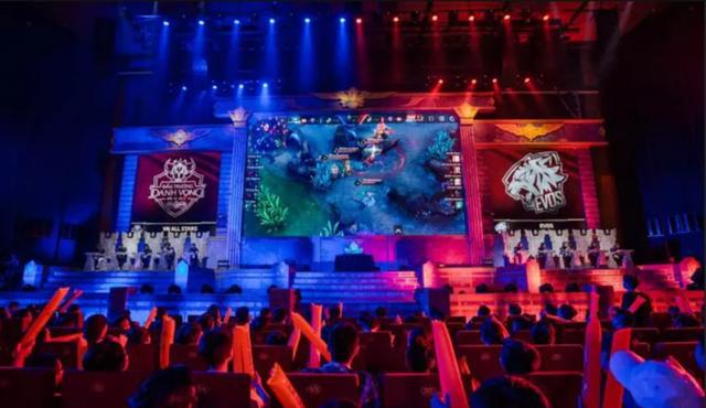 一味沿袭过 一味沿袭过